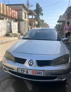 رينو لاجونا